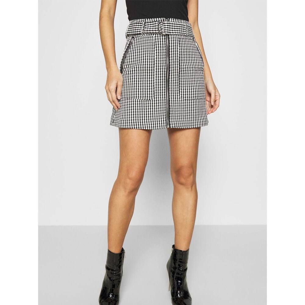 NWT Guess Black White Checked Rafa Mini Skirt Preppy Academia Old Money sz Small - Picture 2 of 10